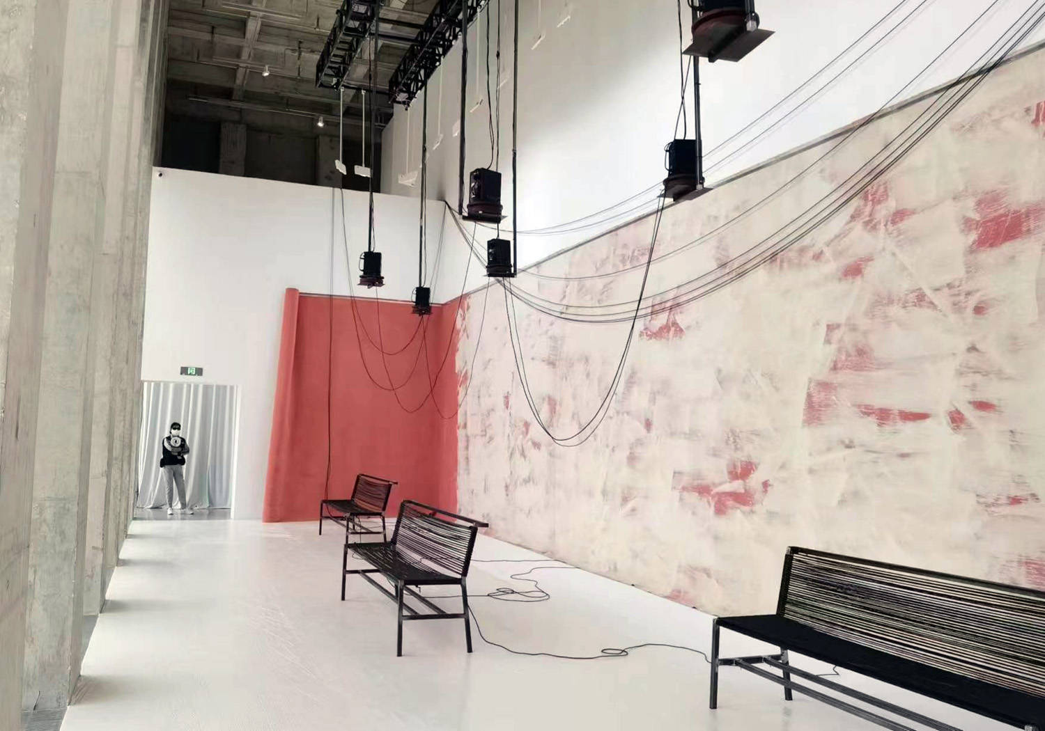 中法合作“清醒梦境:声音的旅程”大展在上海揭幕_艺术_中国_作品