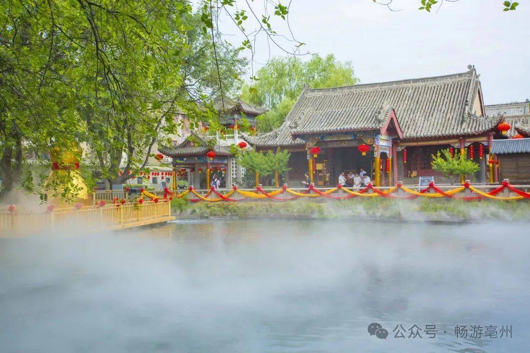 凭有效身份证件就可以免费参观花戏楼,曹操地下运兵道,华祖庵(不含