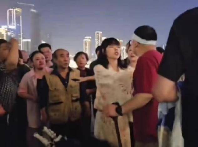 两女子穿和服跳舞后续：律师发声，知情人曝出榜一大哥，事情复杂