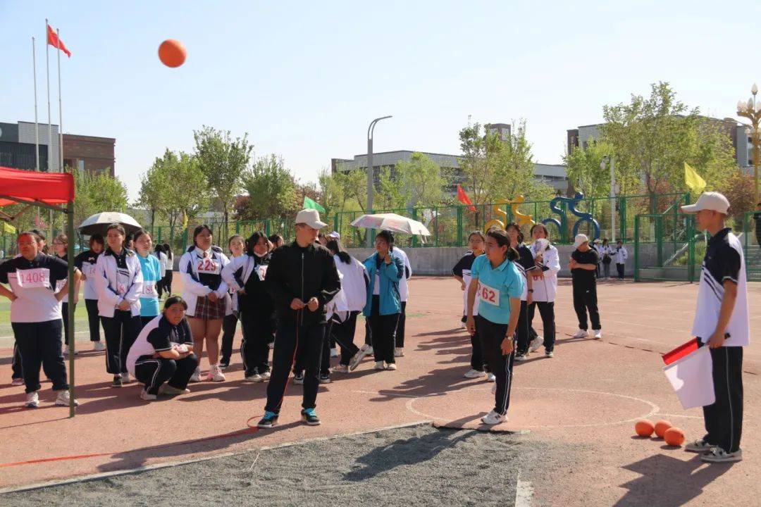 强体铸魂担使命,团结奋进谱新章 ---沙湾一中隆重举办