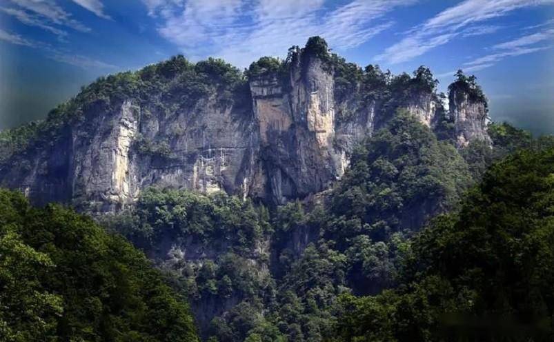 地址:十堰市竹溪县南部十,女娲山古往今来,人们将女娲视为创造万物的