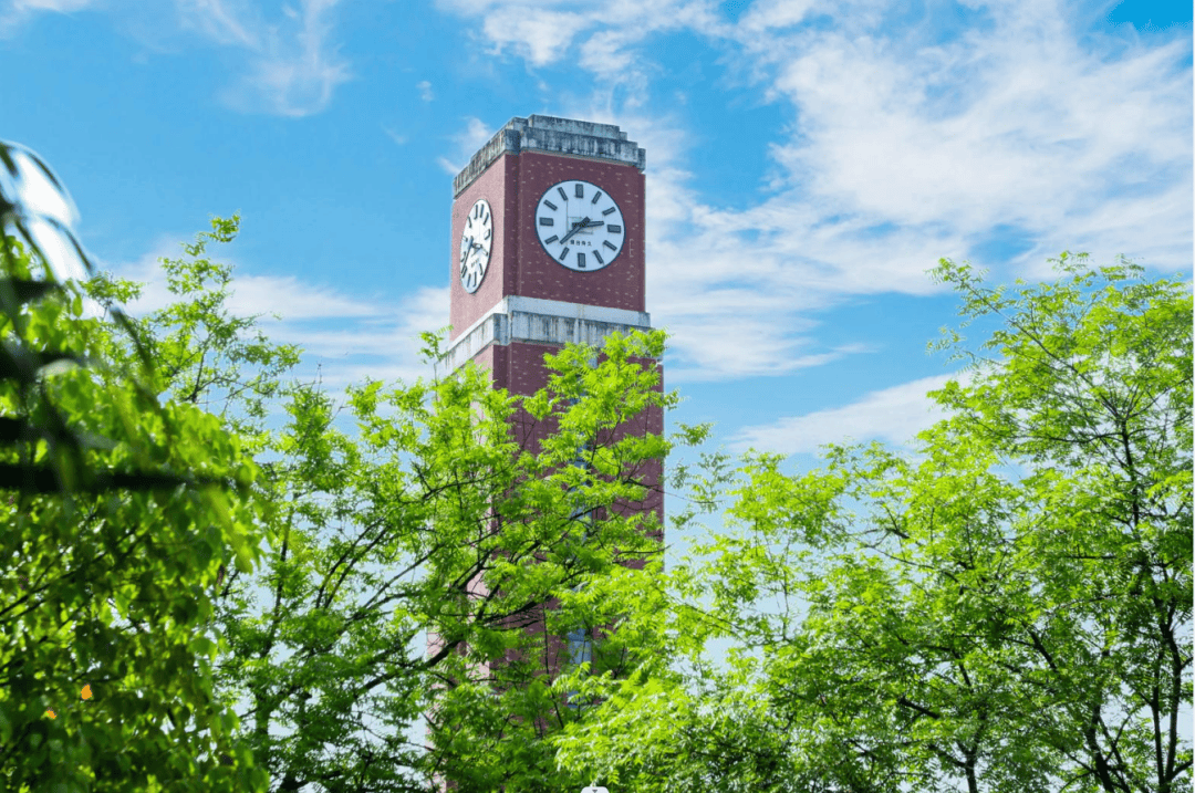 花园式的涪陵外国语学校(一)