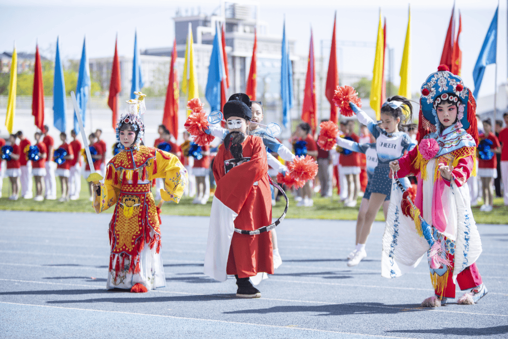 【多图直击】→运动场上,延庆娃又酷又飒!