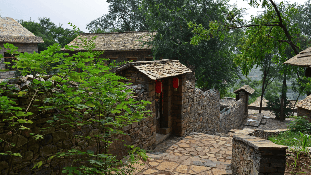 旅游_文化_石头寨