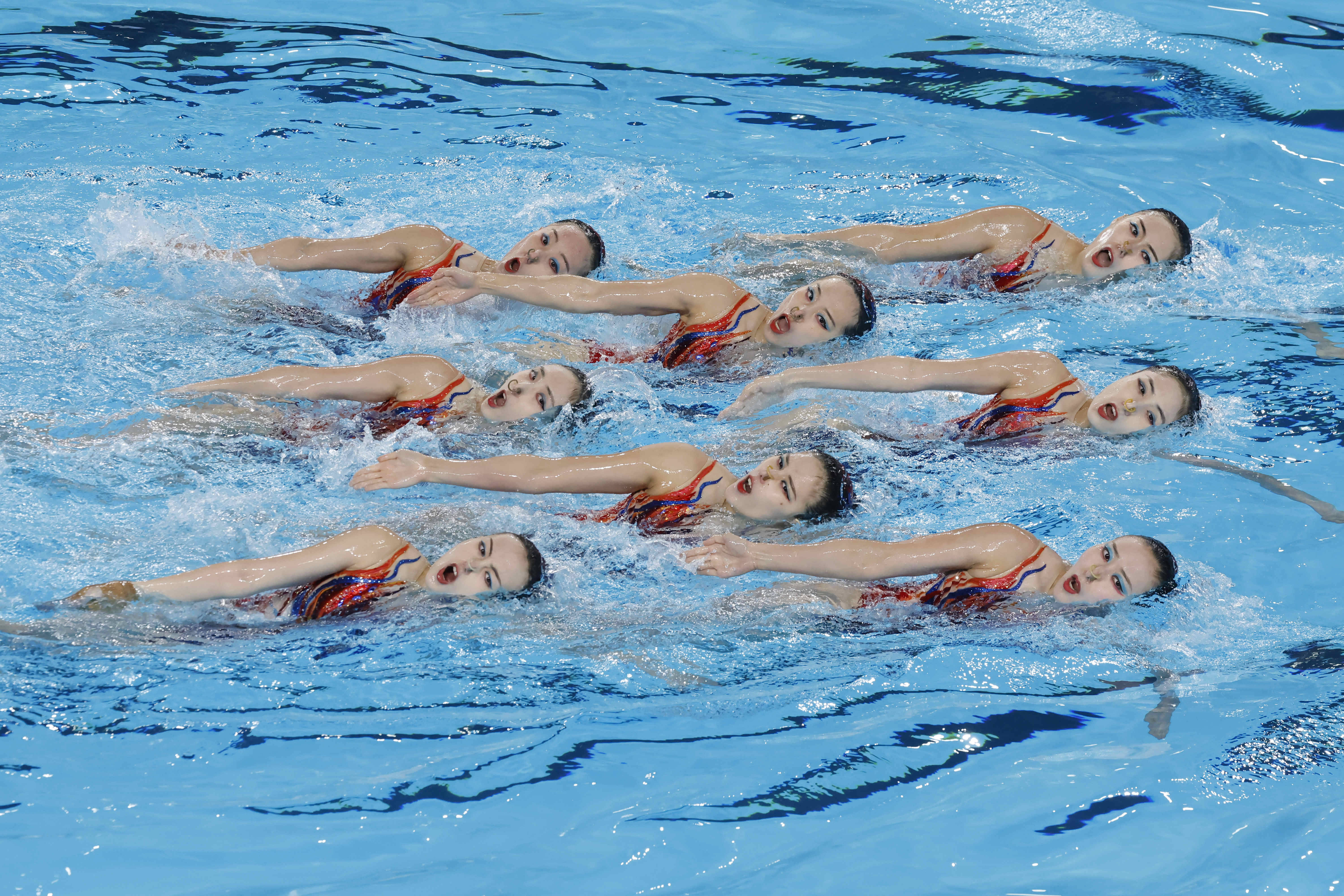 花样游泳世界杯（巴黎站）：中国队获集体技术自选亚军 第2张