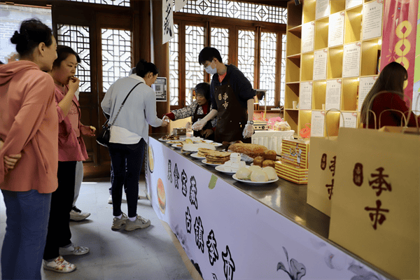 江苏靖江季市：给游客带来一场美食配“怀旧风”的古镇之旅