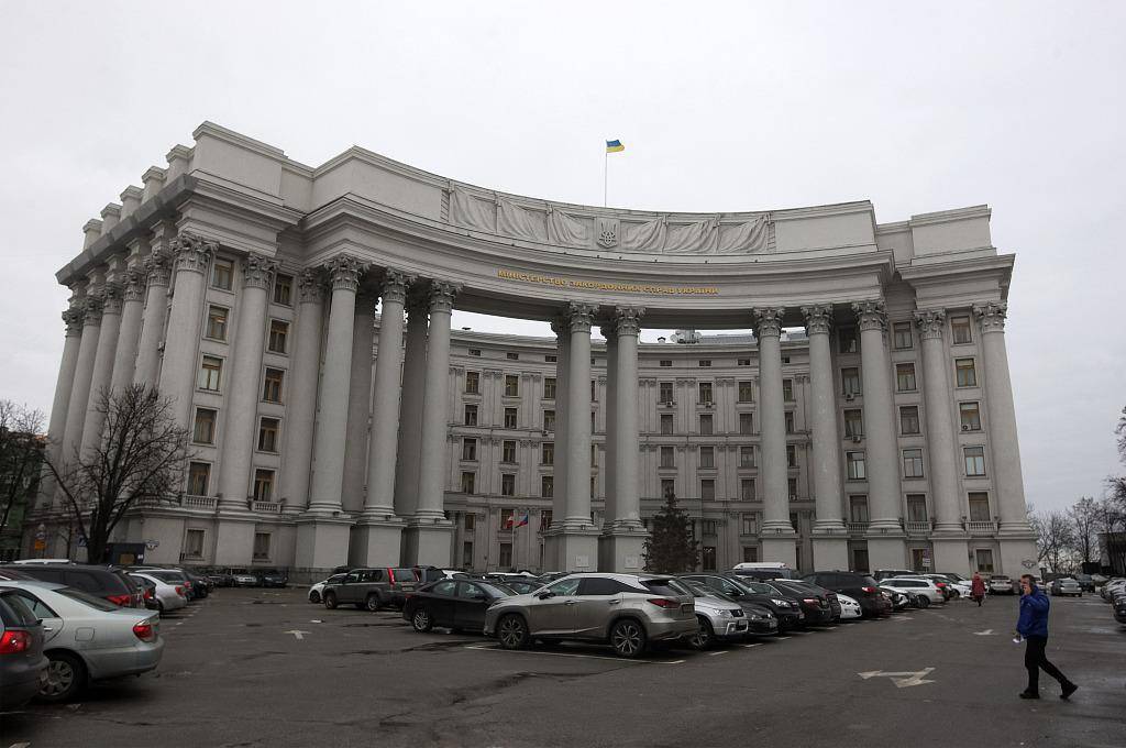 俄罗斯内务部宣布通缉乌克兰总统泽连斯基 乌方称此举毫无价值