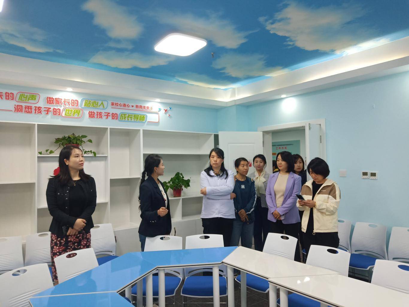 长安区妇联来彬州市参观交流妇女儿童服务工作_建设__