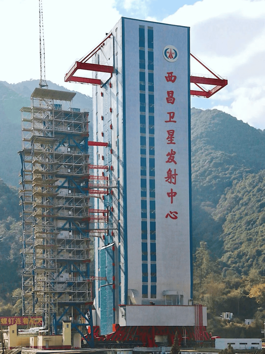 西昌卫星发射中心始建于1970年,于1982年交付使用,位于四川省凉山州
