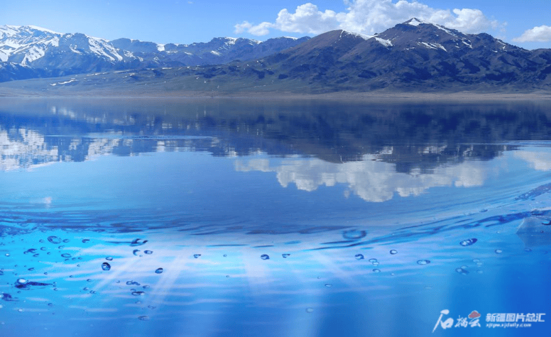 新疆赛里木湖今年起实施露营统一管理，露营时间为6月15日至8月15日