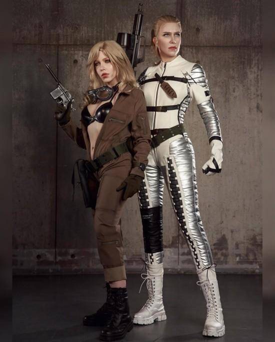 俄妹cos《合金装备5》静静 完美还原雨中湿身场景