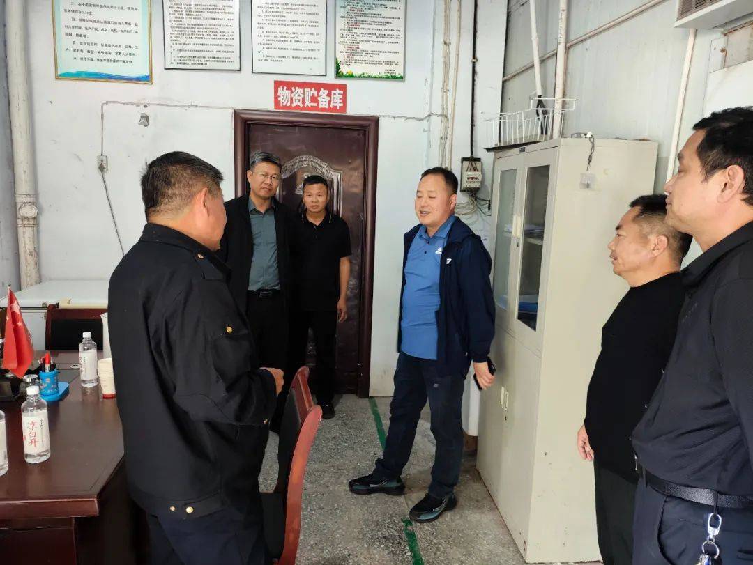 市农业农村局党组成员,副局长李振强到永城市调研指导春季重大动物