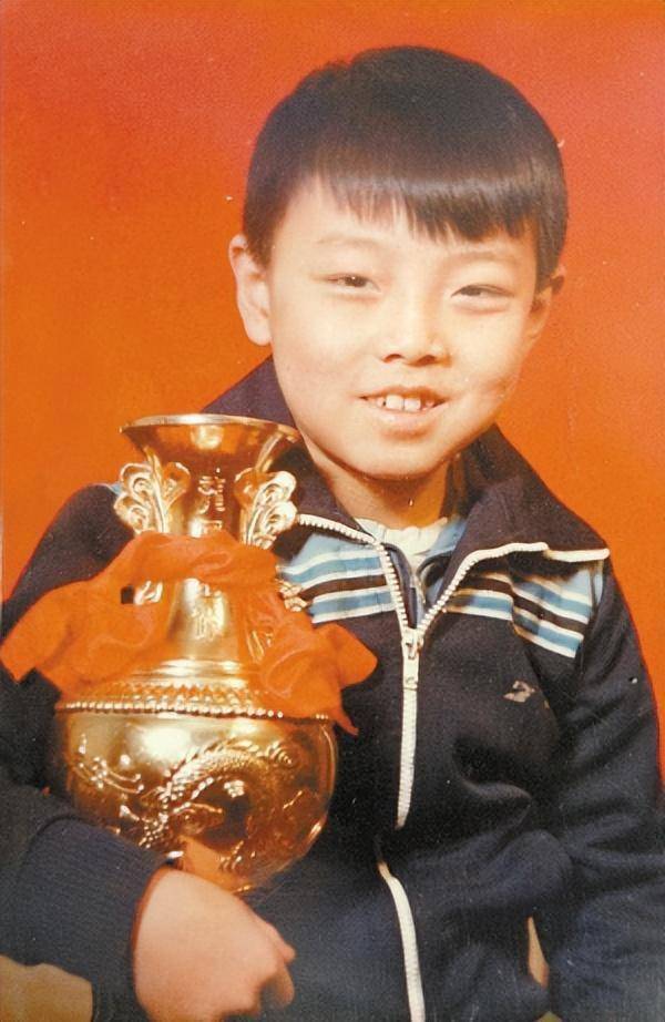 老二王皓:娶娇妻,生出冠军儿子,如今的他,证明李隼没说错_决赛_比赛