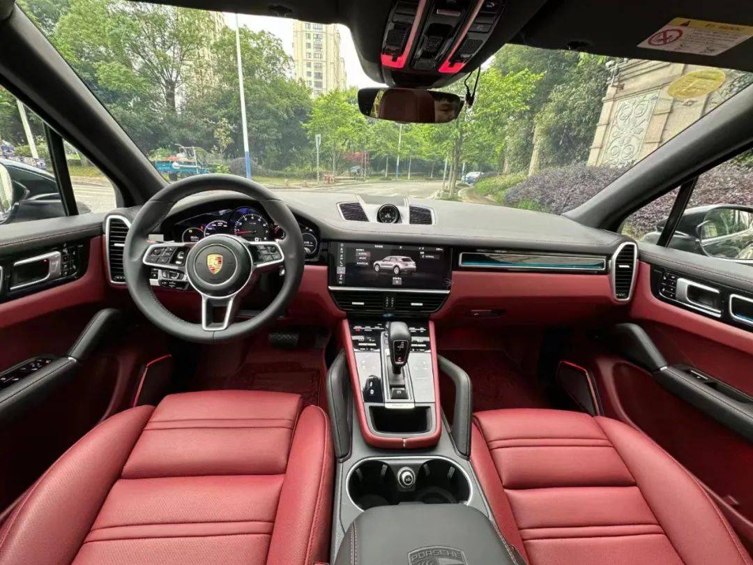2018年 保时捷卡宴 精品车况