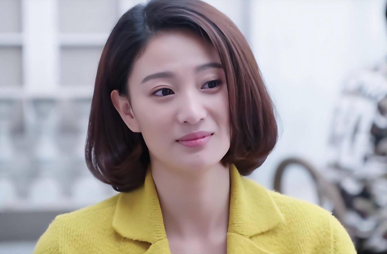 在拍摄《王牌部队》时,侯梦莎与毛毅相识相知.