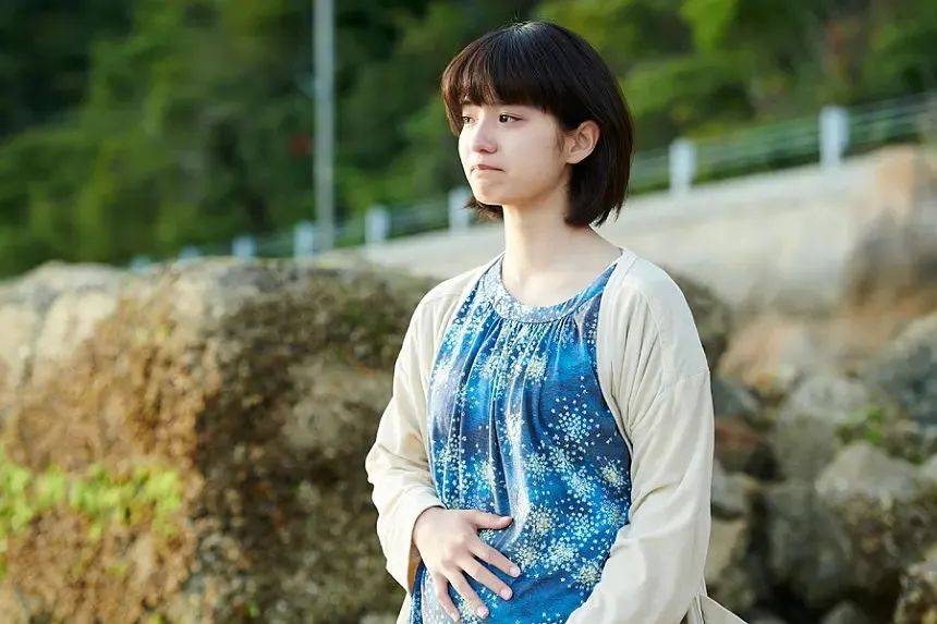 东亚母亲的「生」之痛,被她写了出来_栗原_原生家庭_孩子