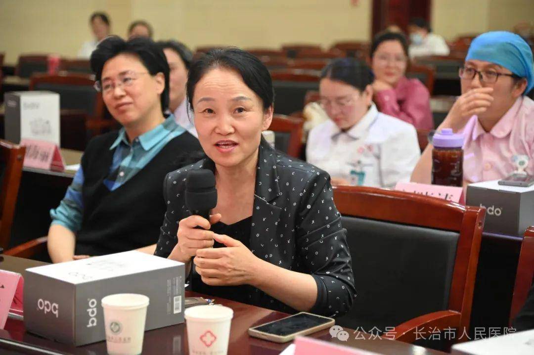 12护士节系列活动,长治市人民医院首届王炸白衣天使脱口秀燃情开麦!