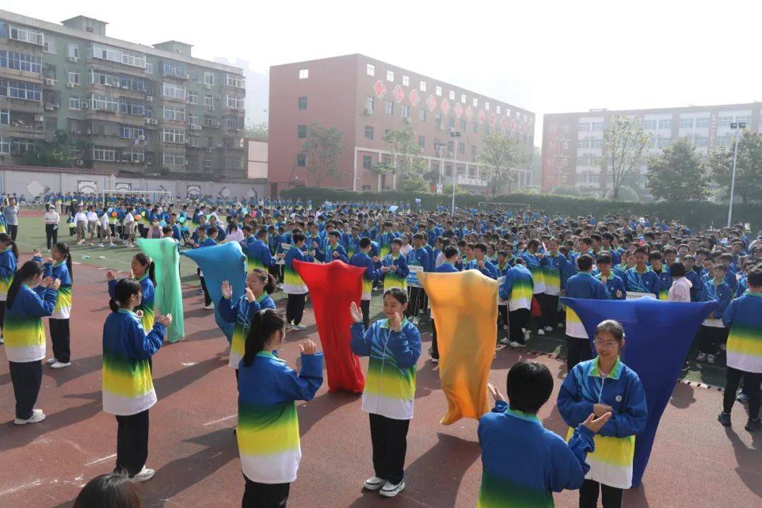 驰骋赛场 激昂青春——2024年洛阳市东升第二初级中学田径运动会圆满