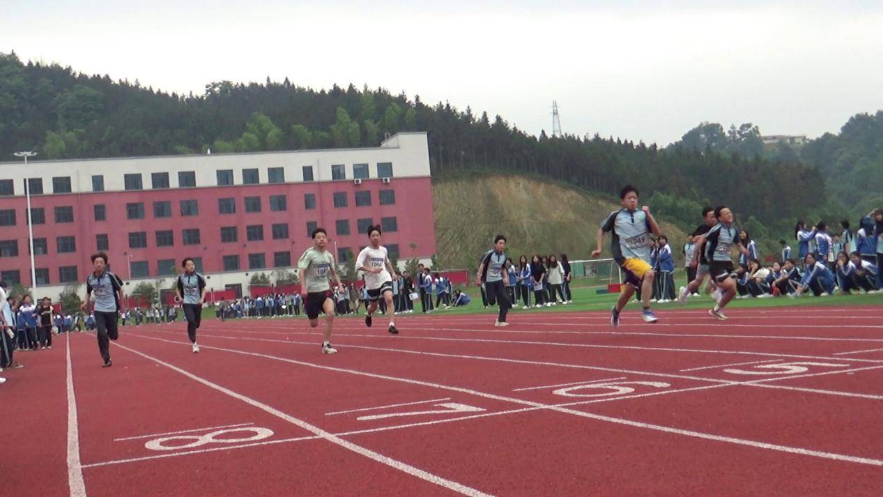 金洞林场中学:第二十九届田径运动会成功举行