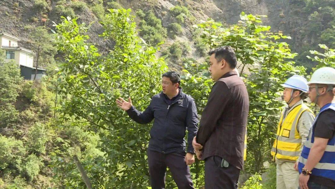 【转载】黄龙新调研托巴电站库区环境治理和地质灾害防治工作