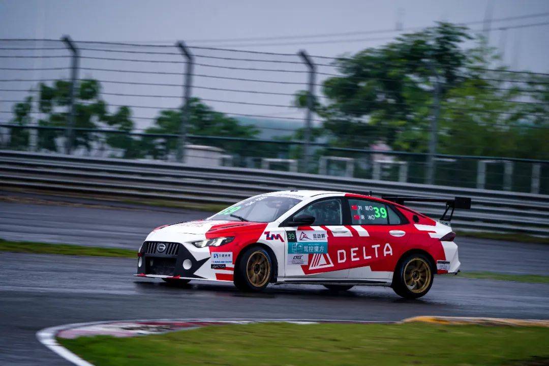 运动杯|热爱不减,风雨中见真章!广东高卡车队领跑全场赢首冠