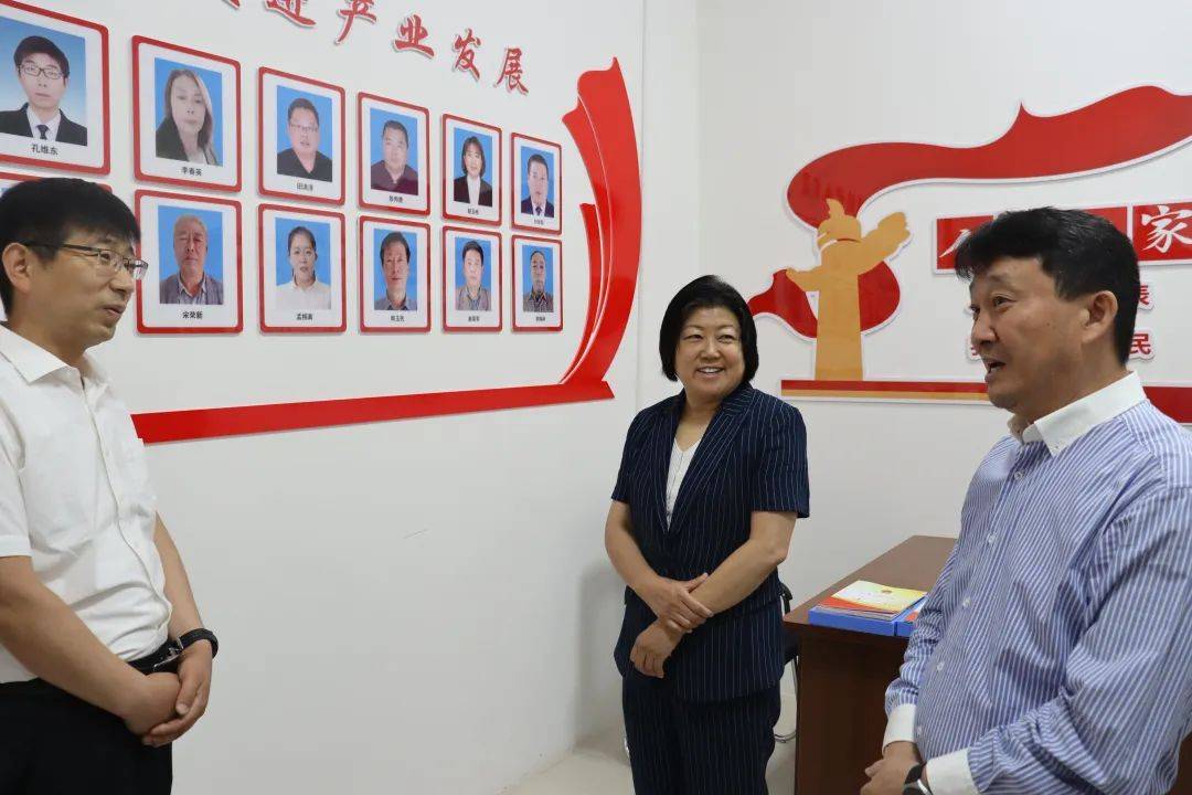 市人大常委会党组成员,秘书长刘卫忠,阳信县委书记郑令健,县人大