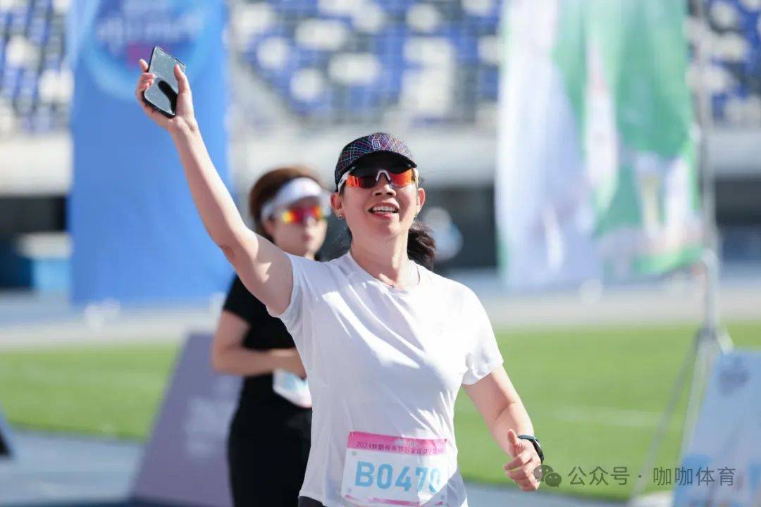 省会美女都跑步?母亲节里跑步忙——母亲节石家庄女子健康跑侧记