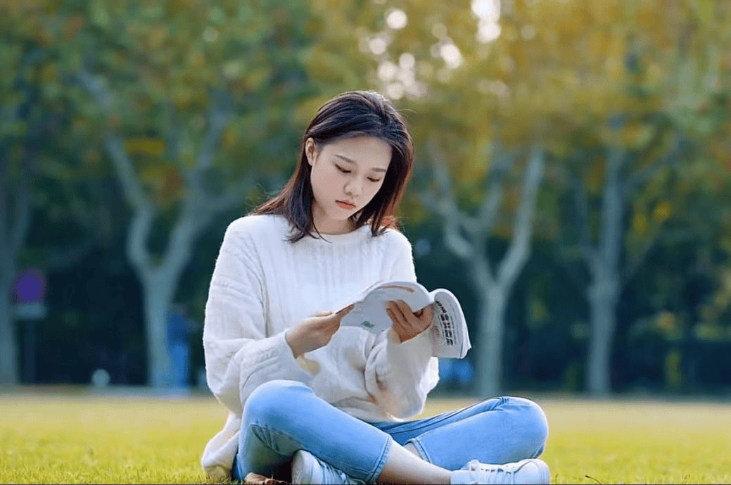 孔子"悦"读 | "夏如叙,读书时"草坪读书分享