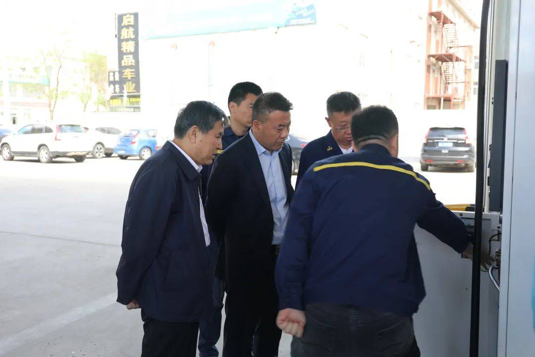 吴峰一行对我县"消防安全"工作情况进行调研