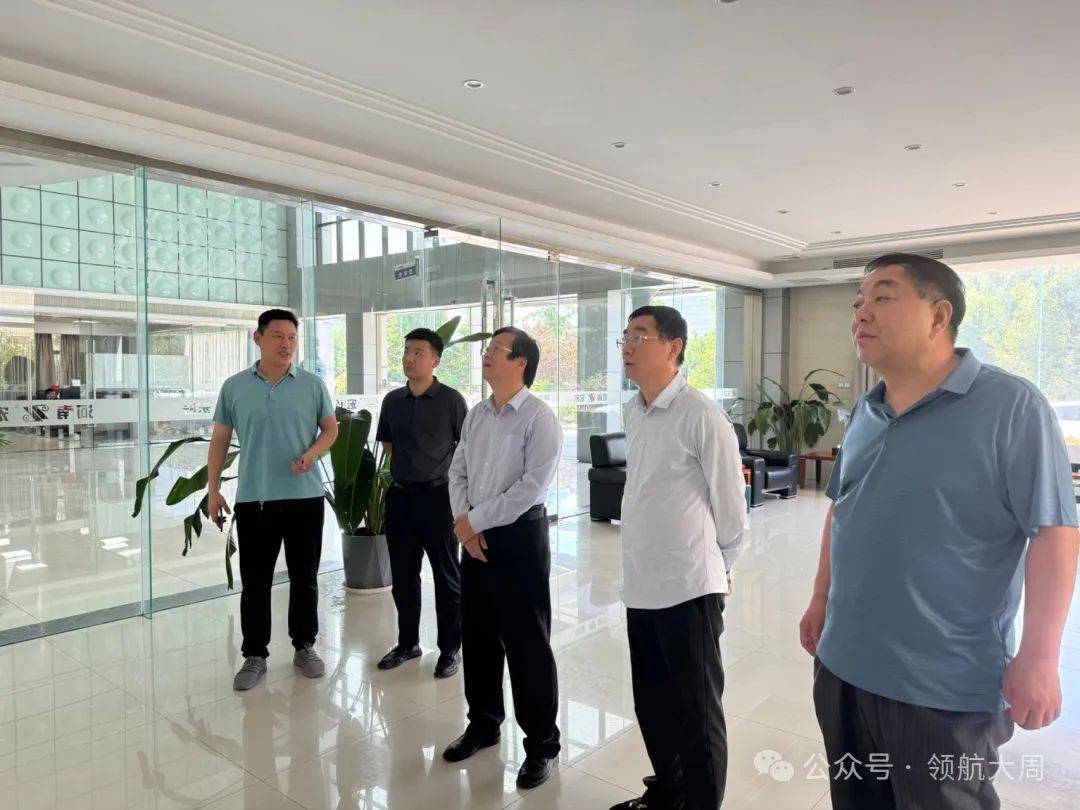 浙江必创科技集团副总裁方友胜到园区考察交流