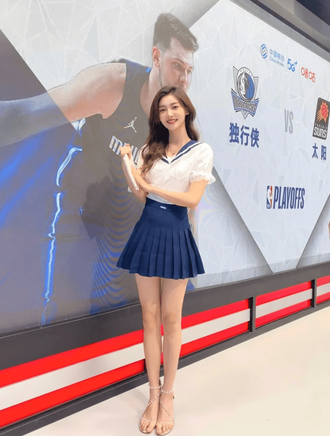 公认最美篮球女主播!逆天大长腿 神仙颜值!