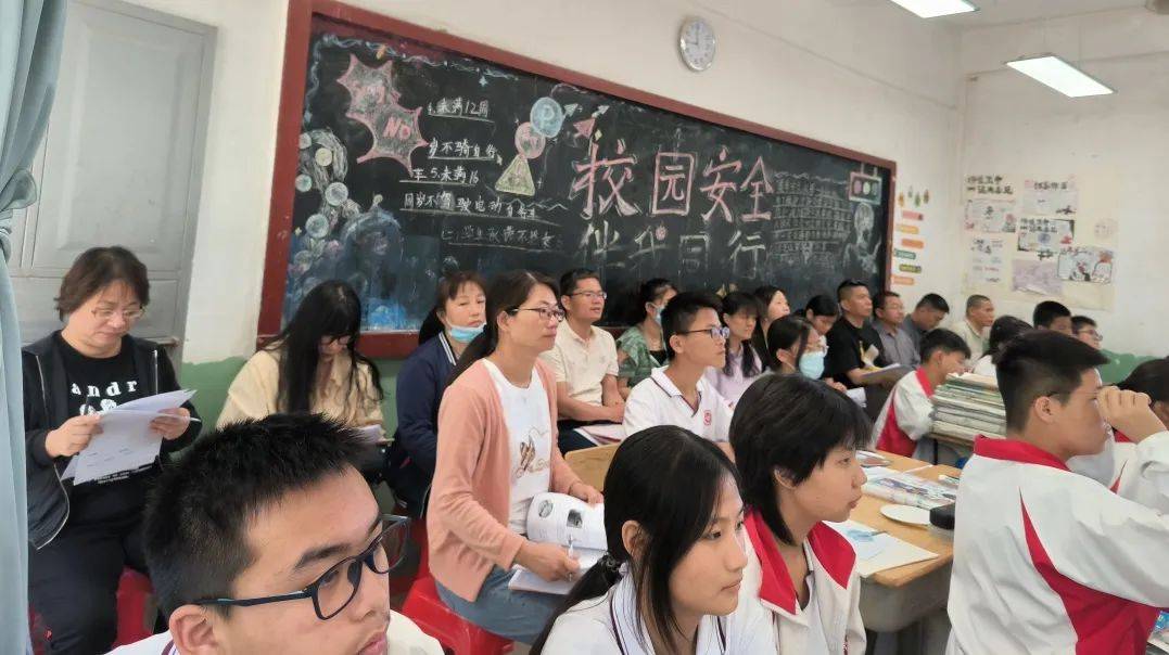南安五星中学举行2024年春季片区教学开放周观摩活动