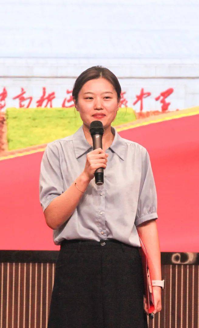 【校园动态】"传五四精神,扬青春风采"——淄博高新区实验中学举行