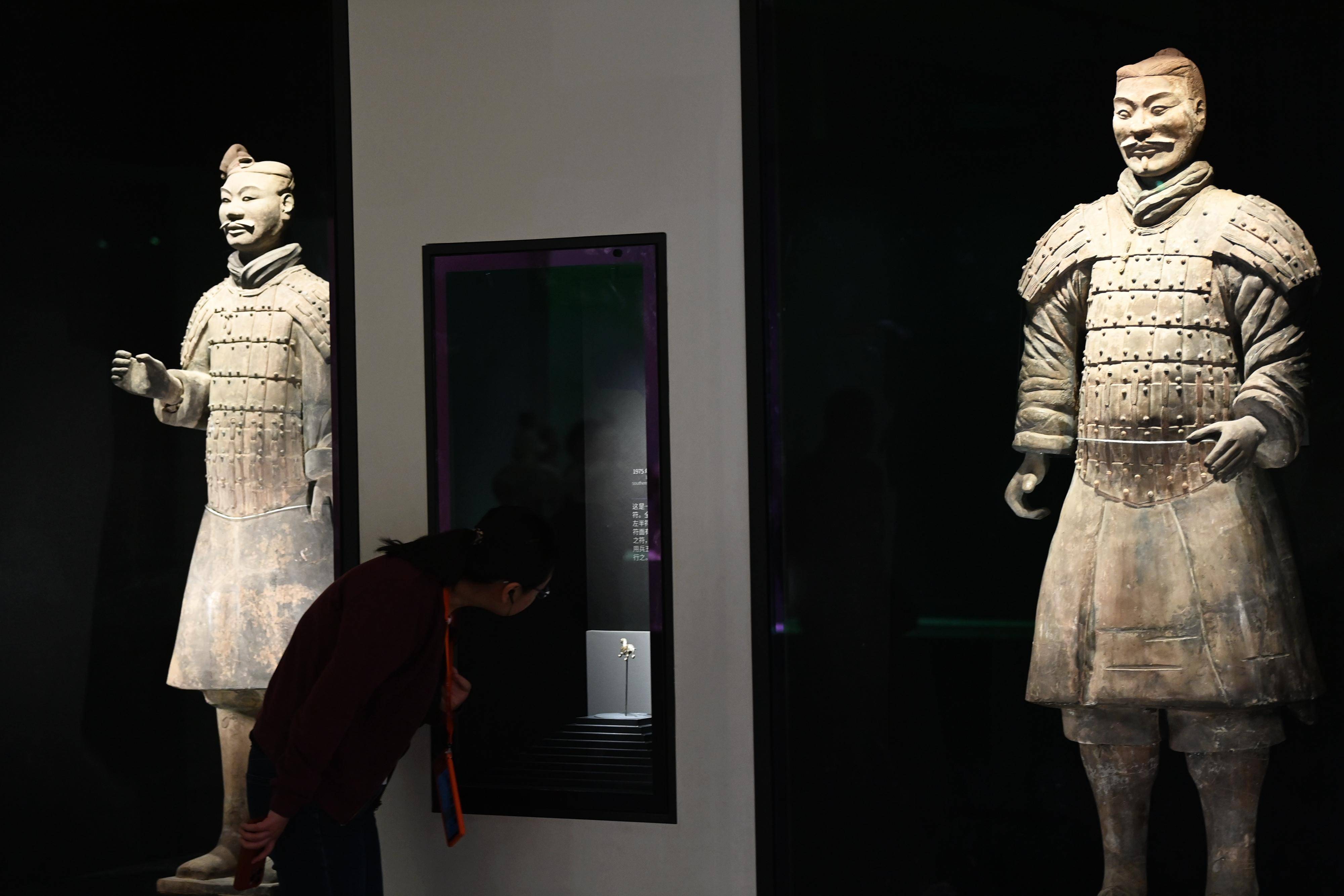 新华全媒 |探访陕西历史博物馆秦汉馆