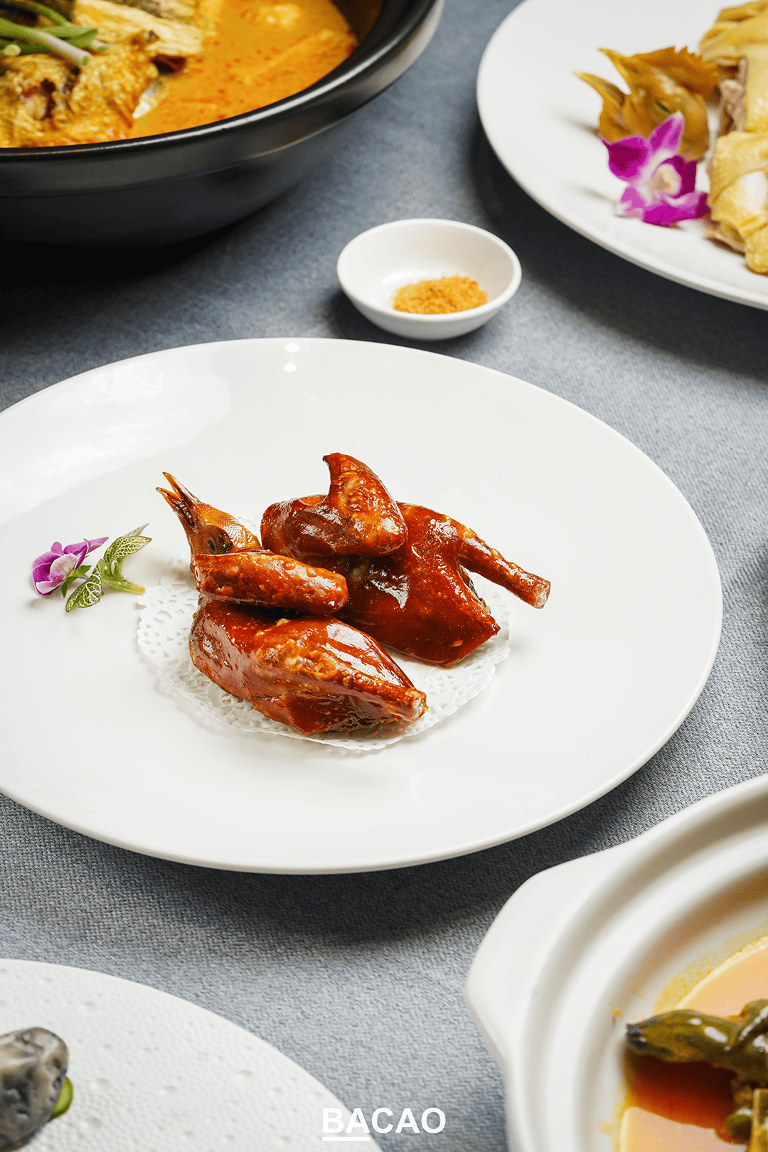 提及粤菜,乳鸽必不可少!