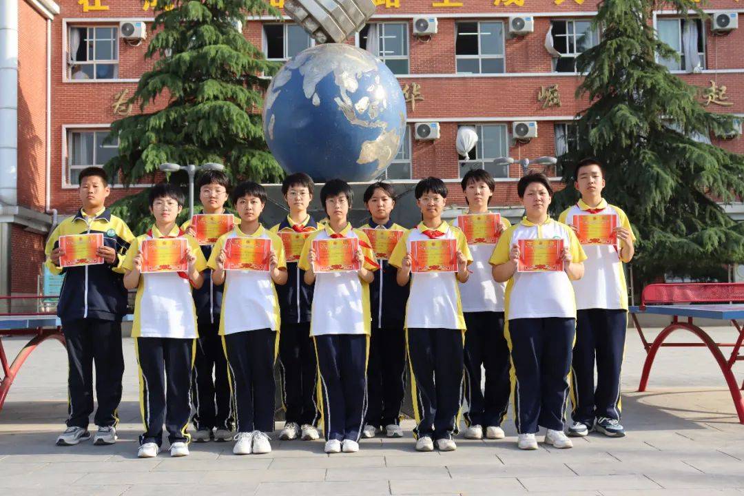 【校园新闻】妙笔绘心 向阳而生———邢台三中教育集团西校区初一