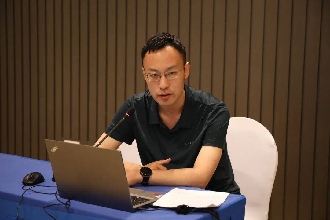 在此次会议中,北京江丰电子材料有限公司的厂长张瑞针对机器人核心零