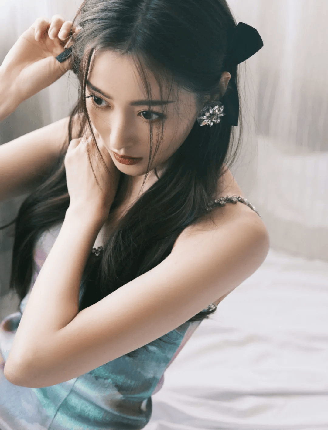 张天爱还有其他众所周知的代表作,例如《建军大业》,《中国机长》