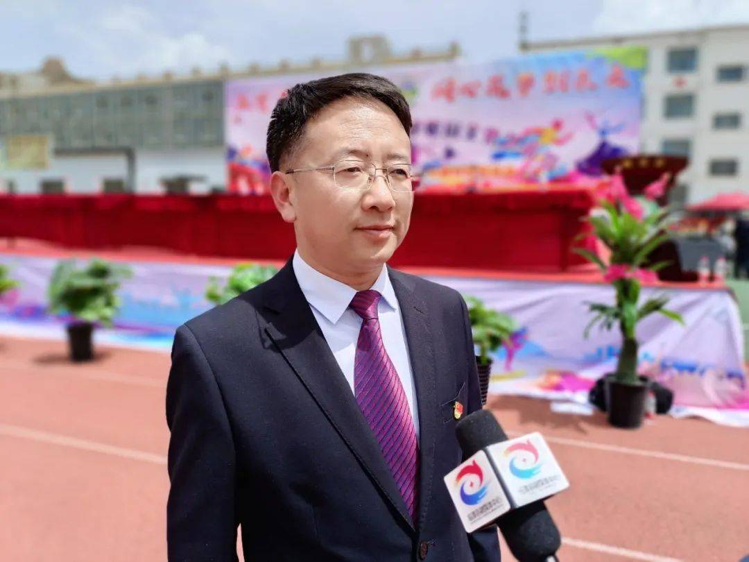 临潭县第一中学副校长 秦瑞琳:今天,临潭县第五届中小学校园文化艺术