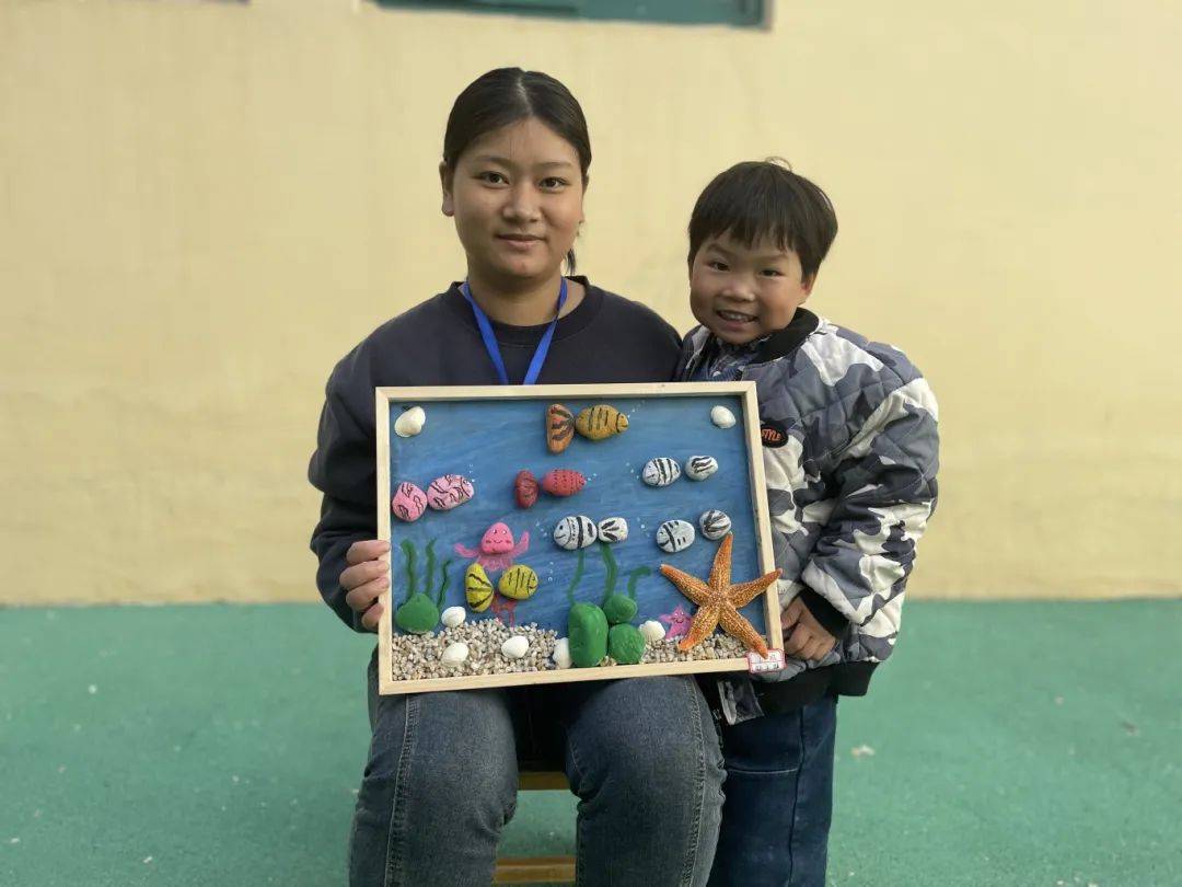 "石"在有趣——阜宁县东风路幼儿园四通园区亲子石头画活动