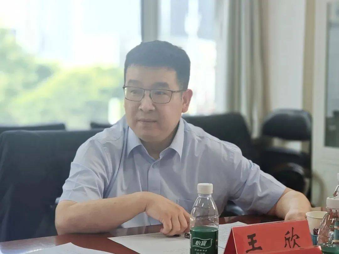 朝阳区卫生健康委主任张瑞介绍了区卫生健康委对于医院的院区规划发展