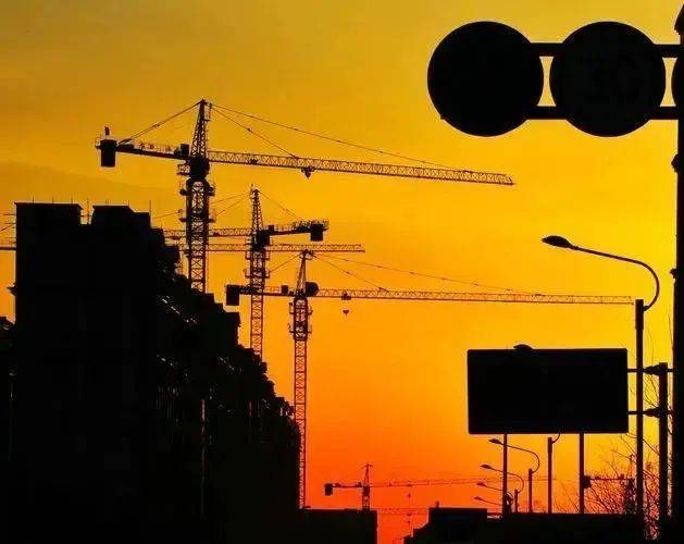 光与影相遇,交织出金昌的别样美丽