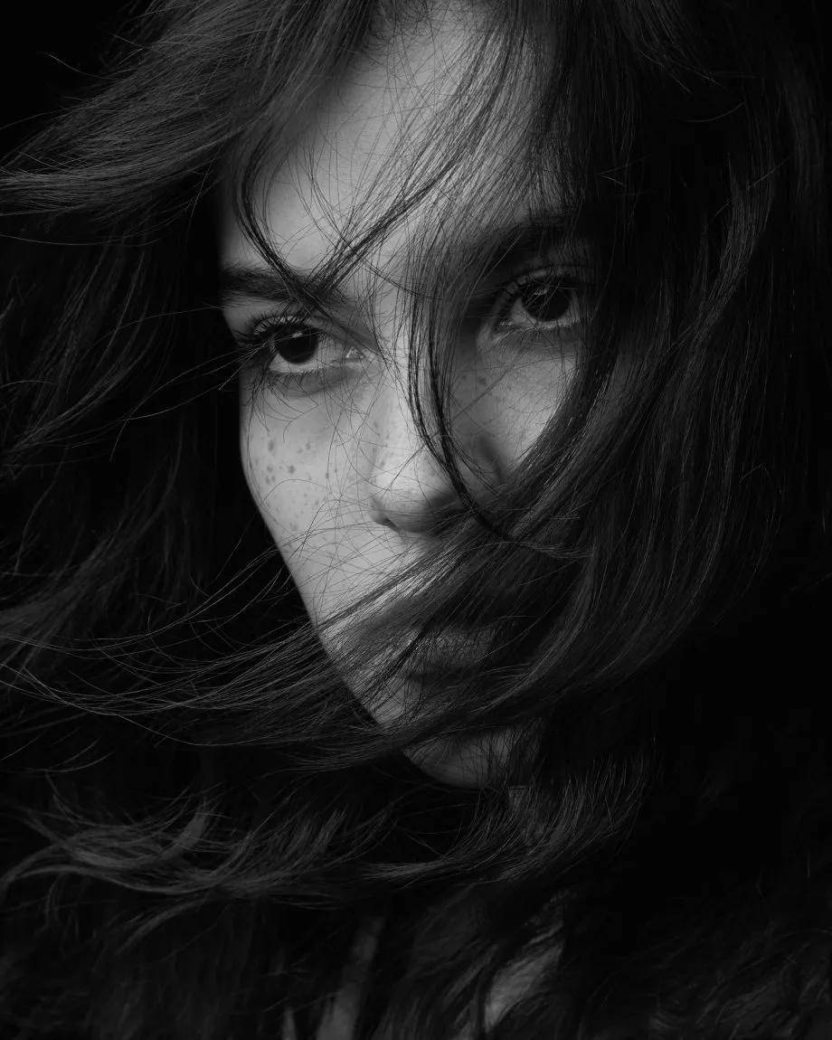 伊朗摄影师hamidreza的黑白人像