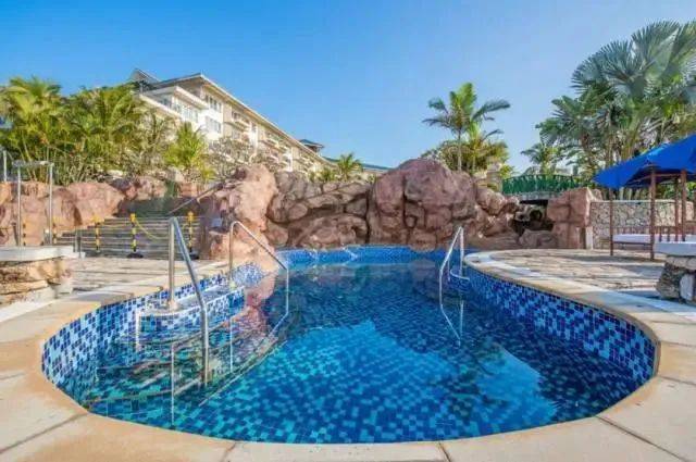 【惠州金海湾喜来登酒店】￥899抢山景房 双早双晚 独享沙滩 临海矿池