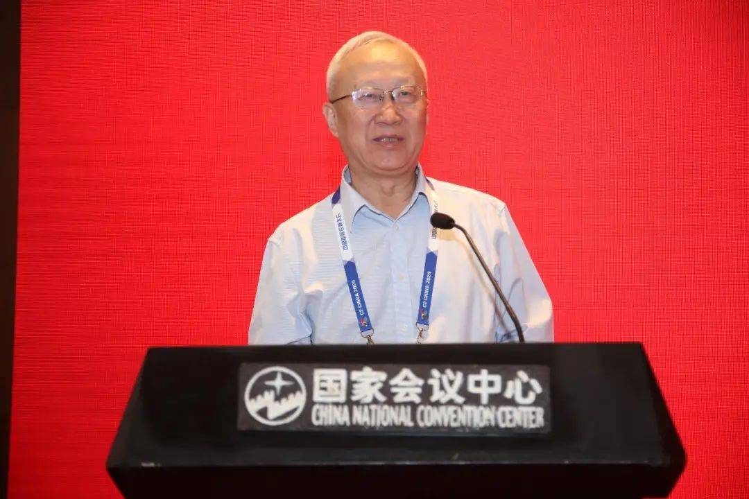 首先,中国指挥与控制学会理事长费爱国院士代表学会致辞,费爱国院士对