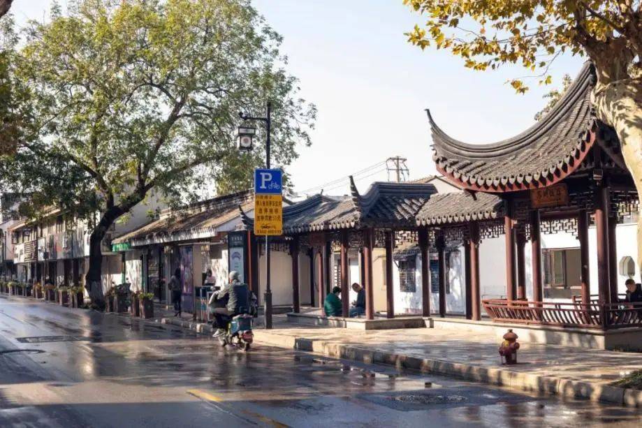 每个城市都有自己的"安福路",这9条"潮到风湿"的街区你逛过吗?