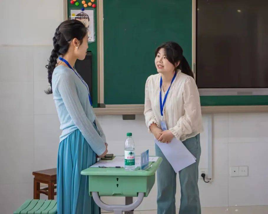 全市第十二届中小学班主任基本功大赛情景模拟比赛举行_教育_临海市
