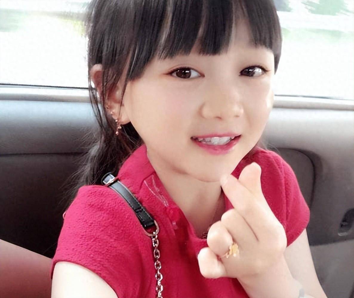 5年前四川32岁最美袖珍女嫁小两岁袖珍人今事业有成年入百万