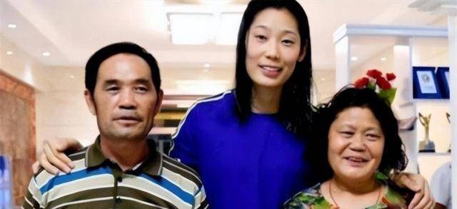 朱婷家庭现状:县城虽买房,父母仍坚持住乡下,供妹妹在京读书