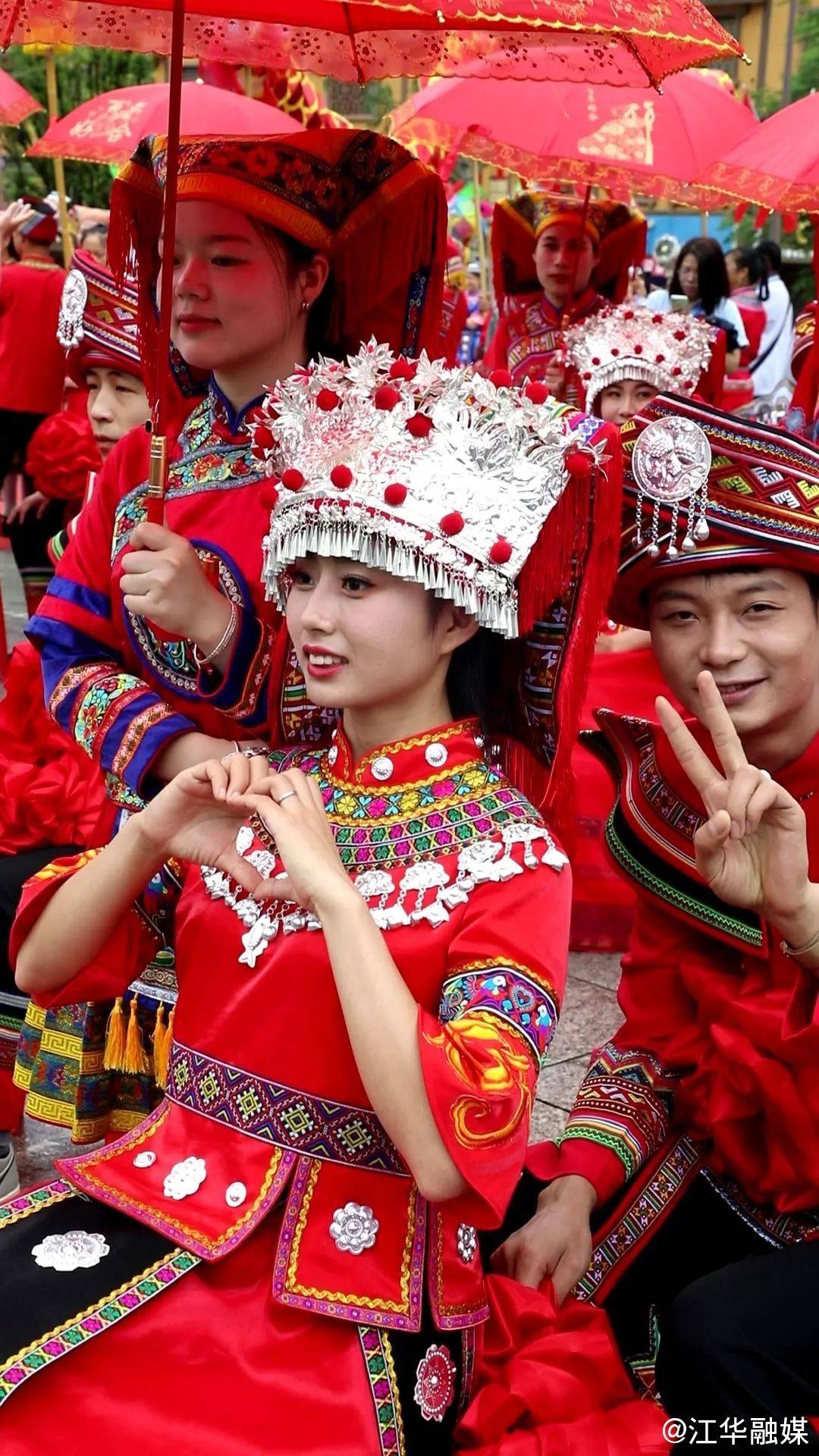 拍摄:江华融媒编辑:曾 瑶二审:钟芳玲三审:王 辉张春丽终审:彭安文